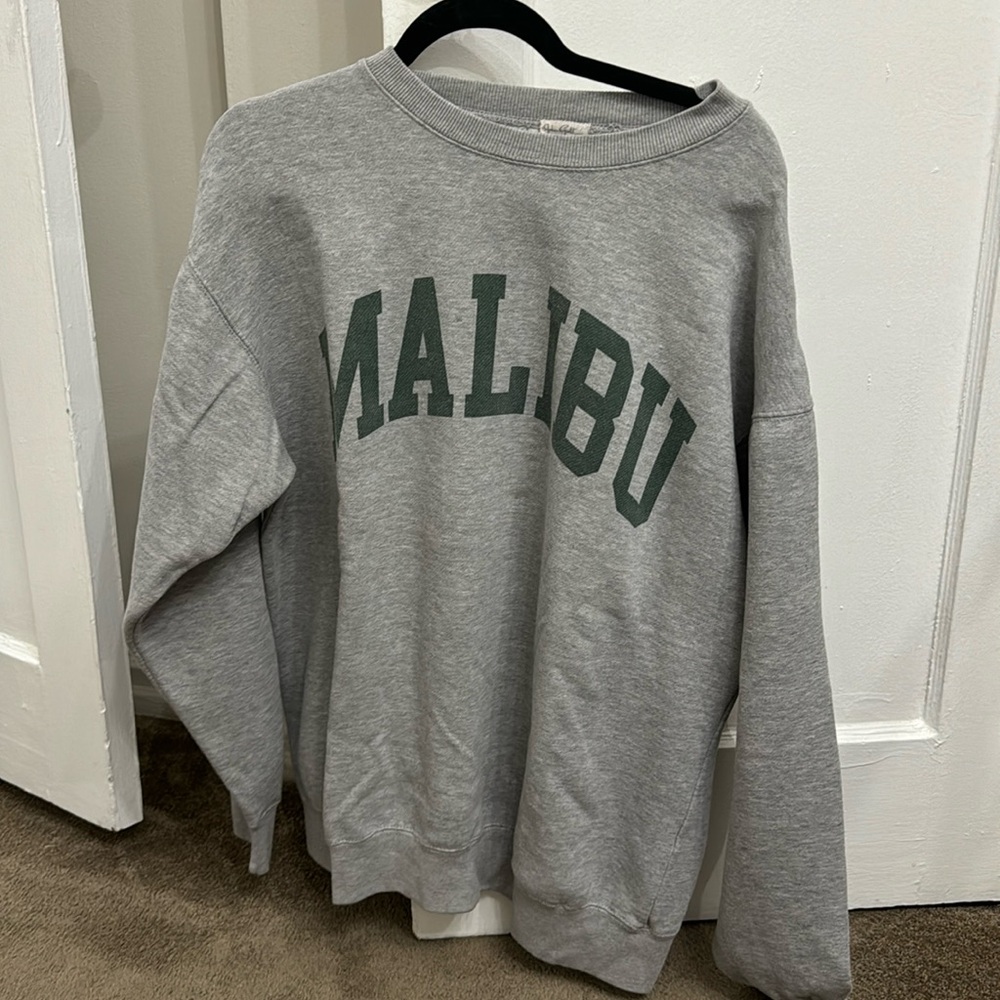 brandy melville malibu sweater